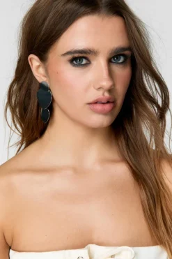 Earrings*NastyGal Abstract Circle Drop Earrings silver