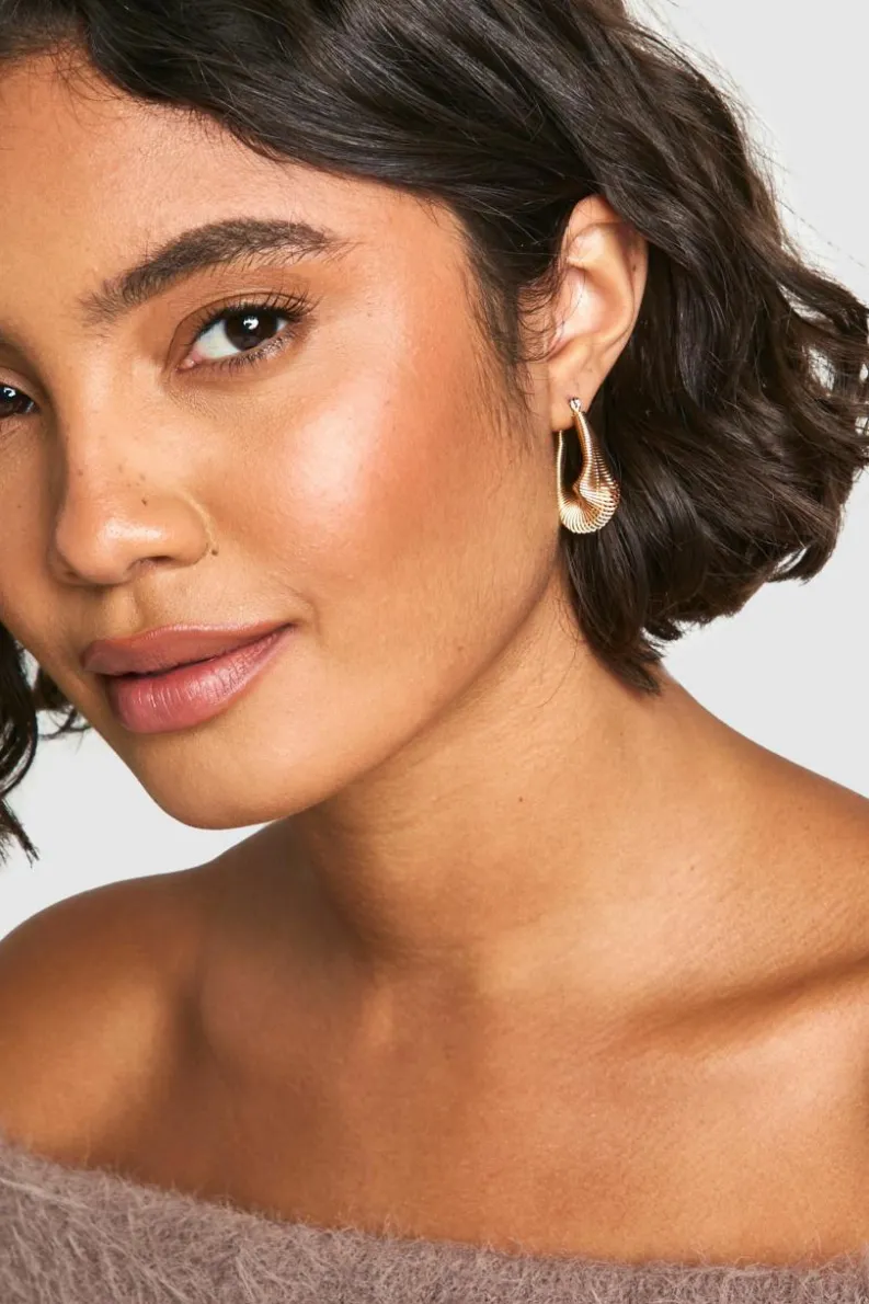 Statement Earrings|Earrings*boohoo Abstract Wavy Hoop Earrings gold