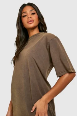 Shirt Dresses|T-Shirt Dresses*boohoo Acid Wash Shoulder Pad T-shirt Dress chocolate