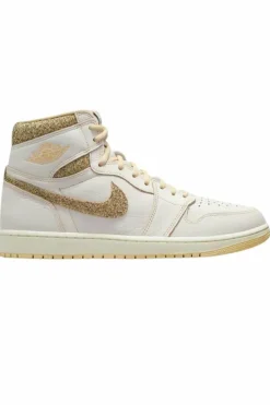 Trainers*Nike Air Jordan 1 Retro High OG Craft High Top Sneakers White