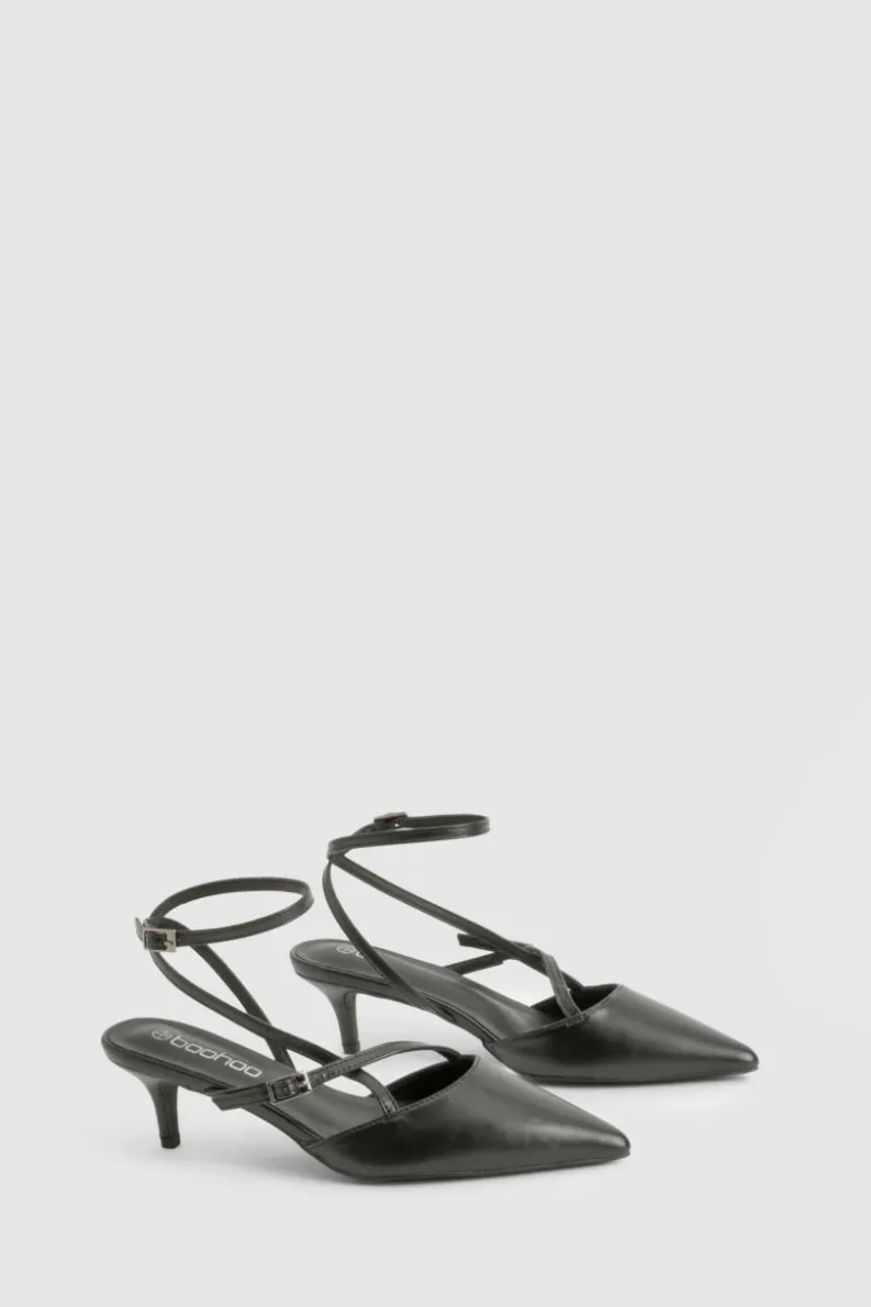 Heels*boohoo Asymmetric Buckle Strap Kitten Heel Court Shoes black