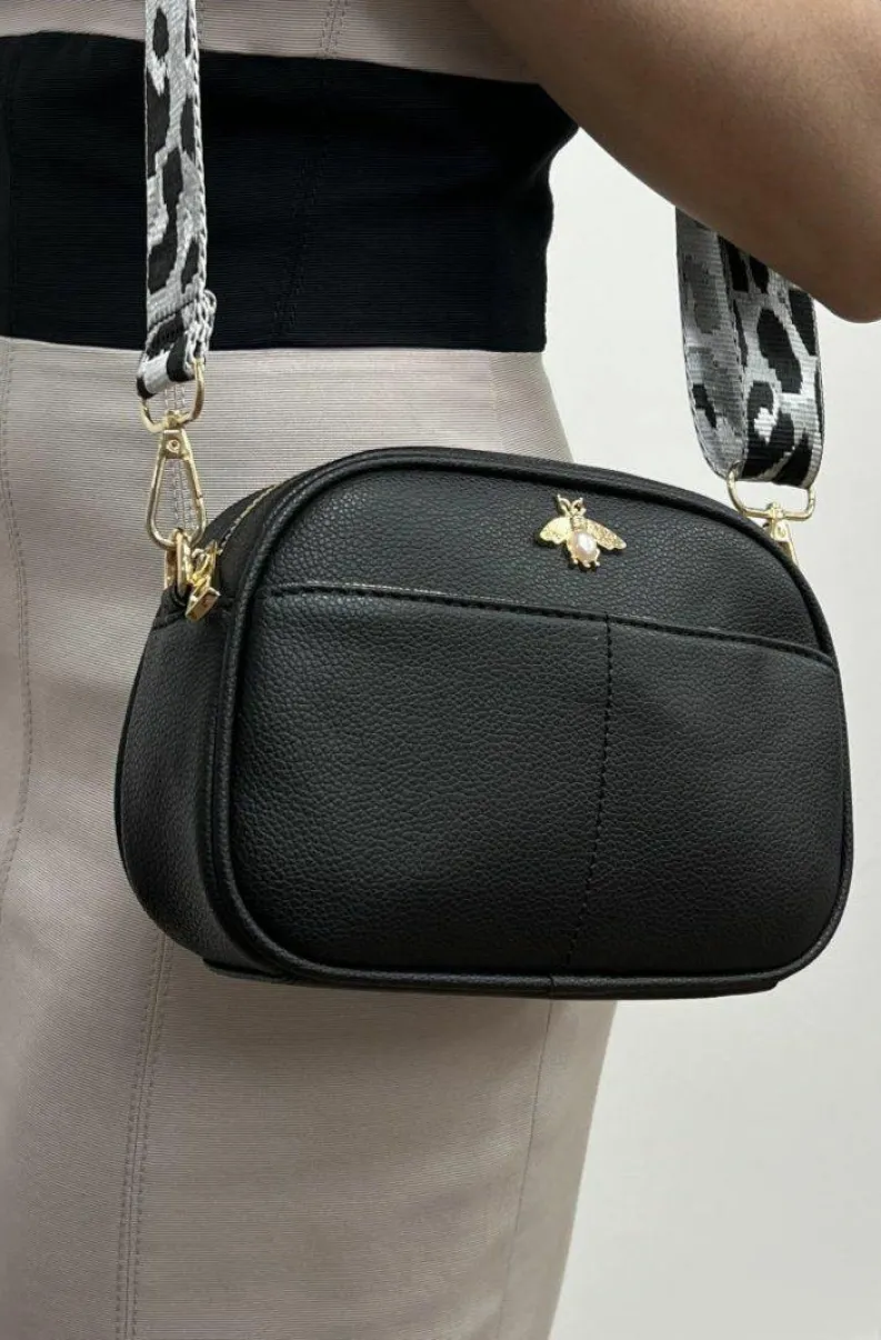 Cross-Body Bags*SVNX Bee Embellished Rounded Crossbody Bag in Black