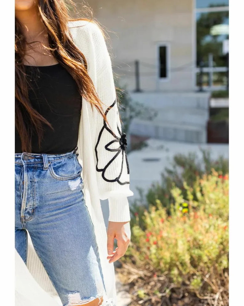 Cardigans*Azura Exchange Flower Embroidered Drop Shoulder Open Front Duster Cardigan Beige