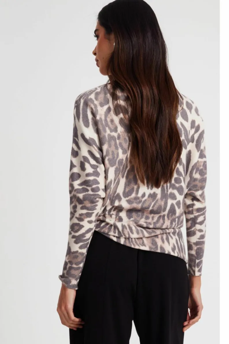 Jumpers*Quiz Knit Leopard Print Jumper Beige