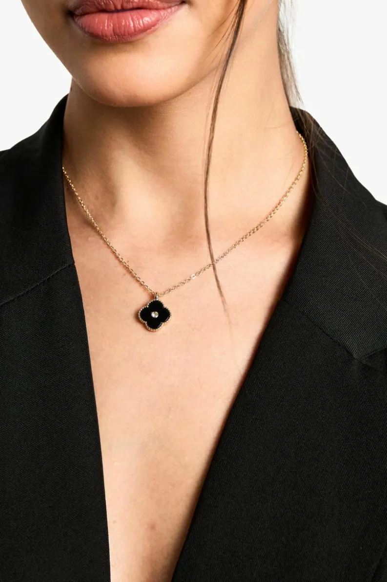 Necklaces*boohoo Enamel Diamante Detail Clover Necklace black