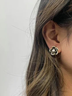 Earrings*SVNX Black Flower Pearl Earrings in Gold