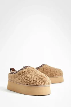 Flats|Cosy Boots*boohoo Borg Embroidered Cosy Platform Slip On Mules chestnut