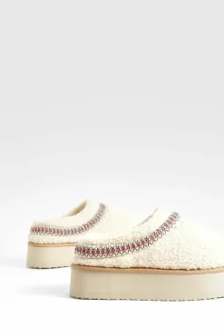 Cosy Boots|All Boots*boohoo Borg Embroidered Platform Cosy Mules beige