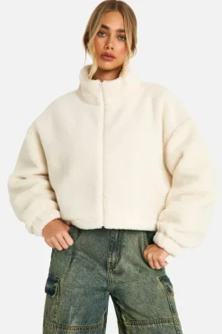 Up To 80% Off Winter Warmers|Bomber Jackets*boohoo Boxy Teddy Bomber Jacket cream