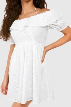Smock Dresses|A Line Dresses*boohoo Broderie A-line Mini Dress white