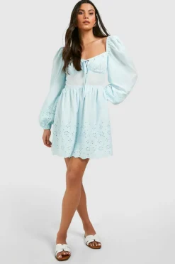 Skater Dresses*boohoo Broderie Sweetheart Neck Mini Dress blue