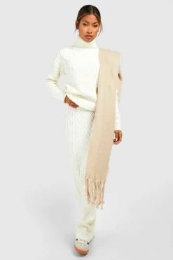 Knitted Co-Ords|Skirts*boohoo Cable Roll Neck Jumper And Maxi Skirt Knitted Co-ord cream