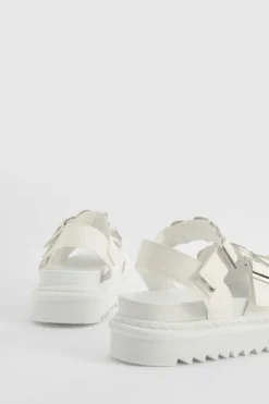 Sandals*boohoo Chunky Buckle Double Strap Flatform Dad Sandal white
