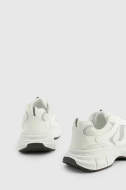 Trainers*boohoo Chunky Mesh Panel Sport Trainers white
