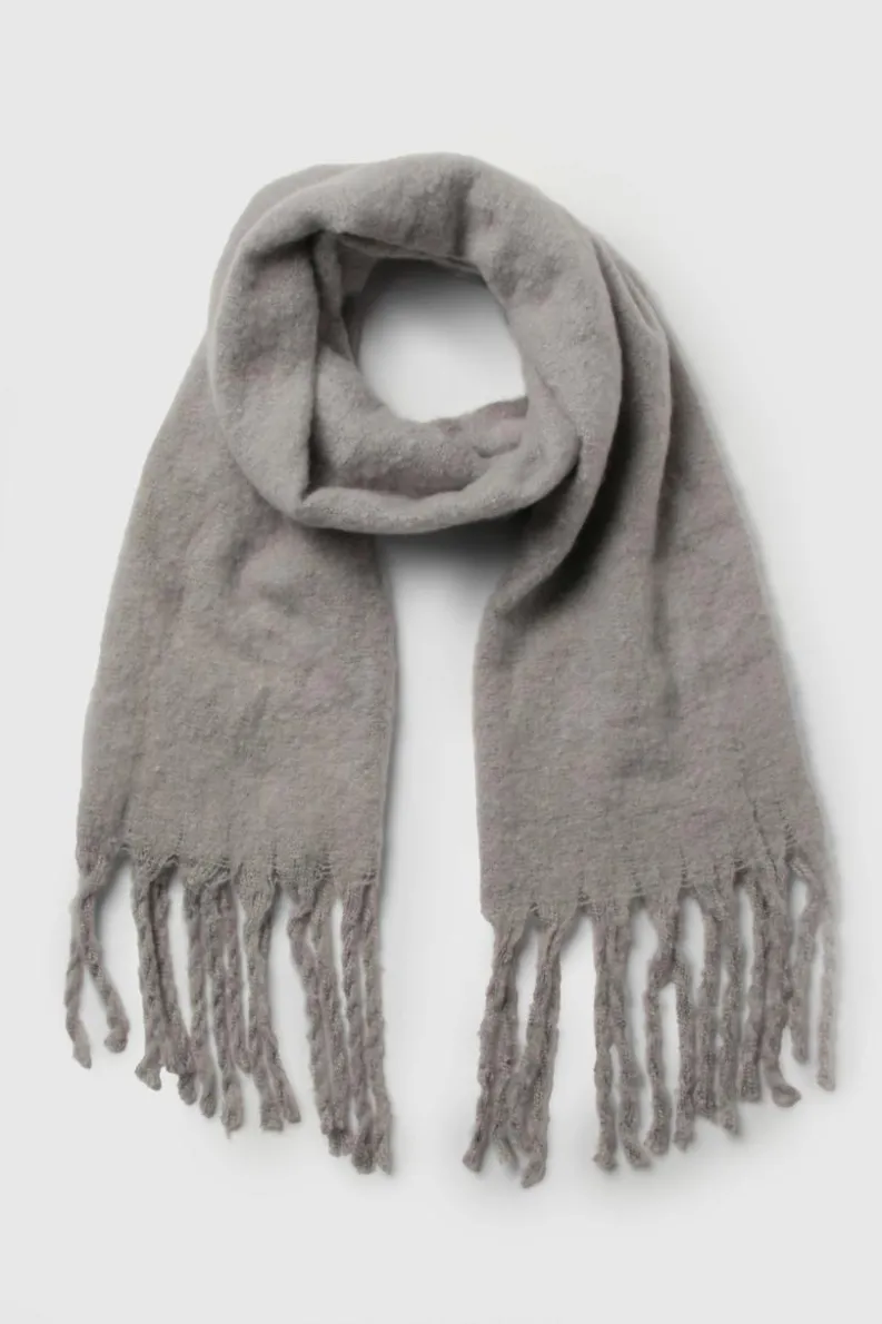 Hats & Gloves|Hats & Gloves*boohoo Chunky Oversized Fringe Scarf light grey