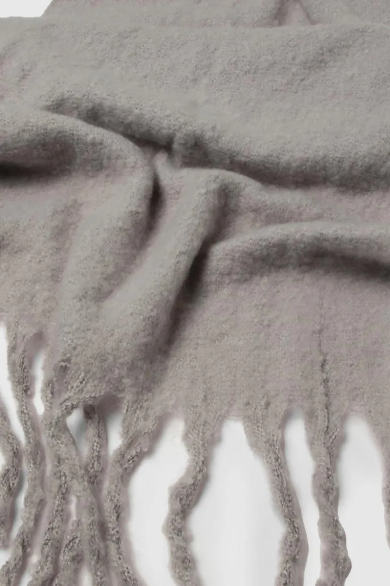 Hats & Gloves|Hats & Gloves*boohoo Chunky Oversized Fringe Scarf light grey