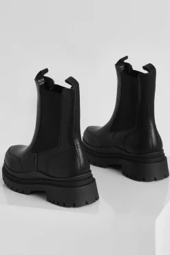 Chunky Boots|Up To 80% Off Winter Warmers*boohoo Chunky Wave Sole Chelsea Boots black