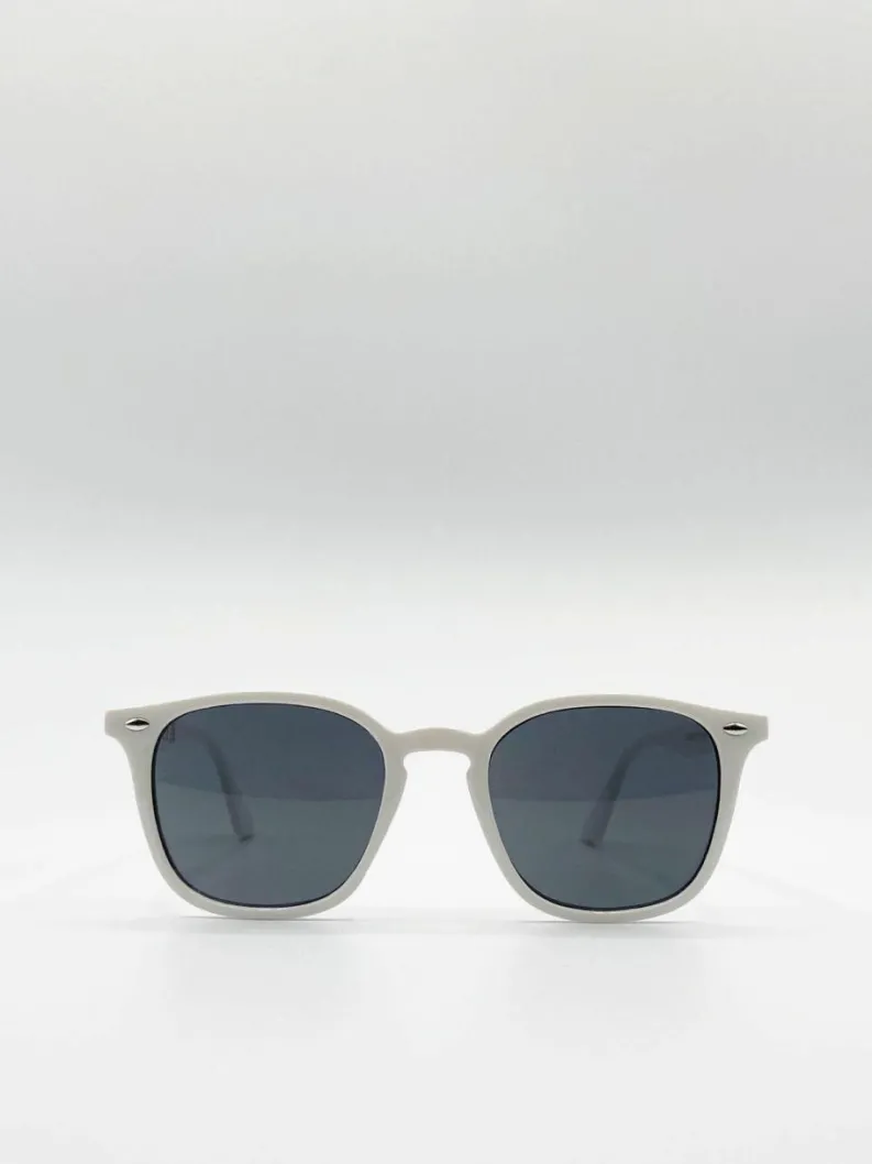 Sunglasses*SVNX Classic Preppy Square Sunglasses With Key Hole Nosebridge White
