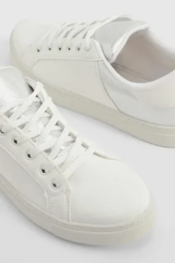 Trainers*boohoo Contrast Panel Basic Flat Trainers silver
