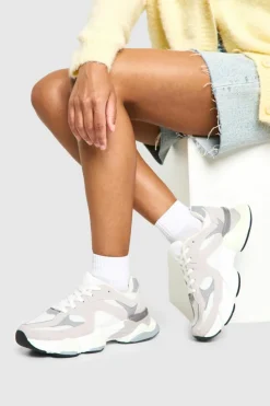 Trainers*boohoo Contrast Panel Chunky Sole Trainers grey