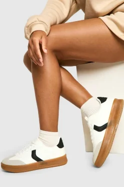 Trainers*boohoo Contrast Panel Gum Sole Trainers white