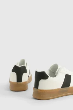 Trainers*boohoo Contrast Panel Gum Sole Trainers beige