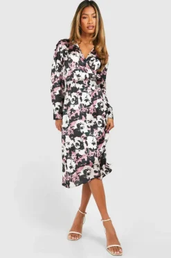 Wrap Dresses|Midi Dresses*boohoo Dark Floral Satin Wrap Midi Dress black