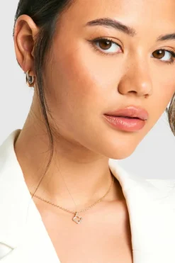 Necklaces*boohoo Diamante Clover Necklace gold