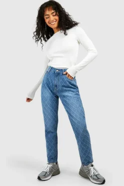 Up To 80% Off Winter Warmers*boohoo Diamond Distressed Mom Jeans mid blue