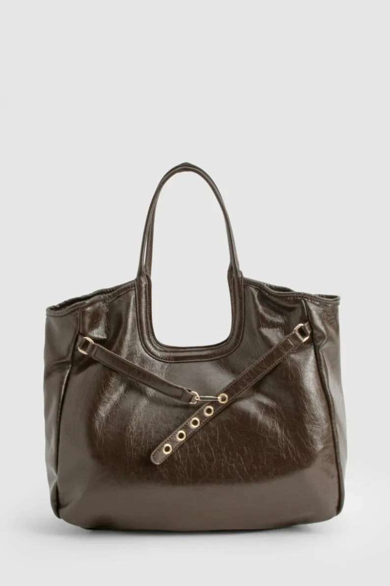 Shoulder Bags|Handbags*boohoo Distressed PU Strap Detail Shoulder Bag dark brown
