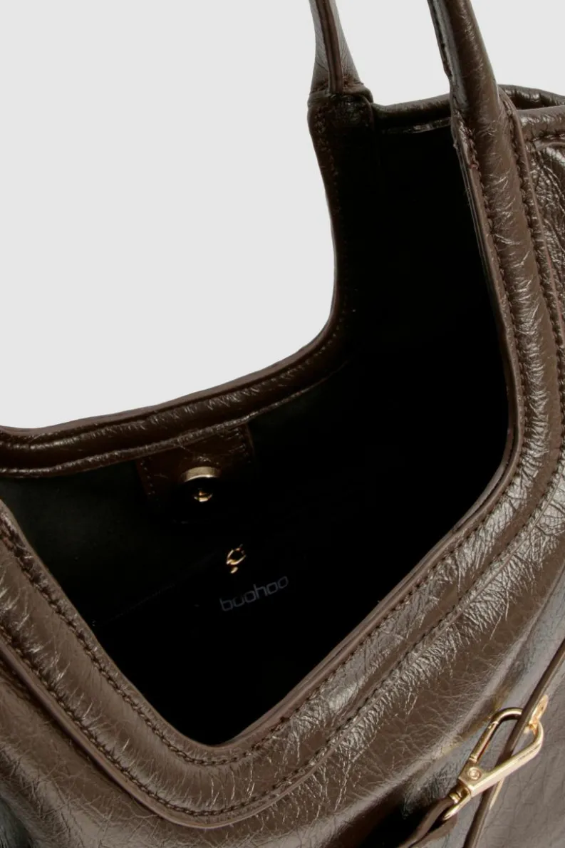 Shoulder Bags|Handbags*boohoo Distressed PU Strap Detail Shoulder Bag dark brown
