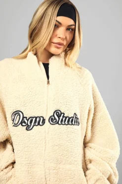Sweatshirts|Hoodies & Sweatshirts*boohoo Dsgn Studio Applique Zip Through Borg Fleece stone