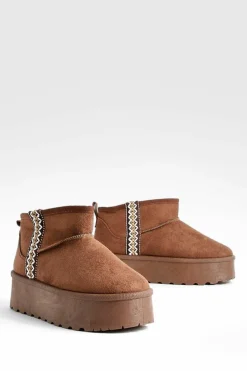 Cosy Boots*boohoo Embroidered Detail Cosy Platform Boots chocolate