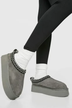 Flats|Cosy Boots*boohoo Embroidered Detailing Platform Slip On Faux Fur Lined Mules grey