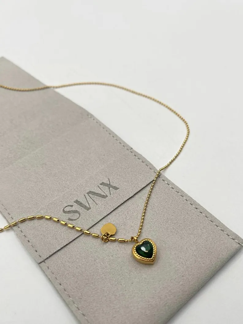 Necklaces*SVNX Emerald Heart Necklace in Gold Green