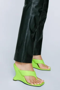Wedges*NastyGal Faux Leather Flip Flop Wedge Heels lime