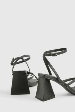 Sandals|Heels*boohoo Flared Heel Crossover Sandals black