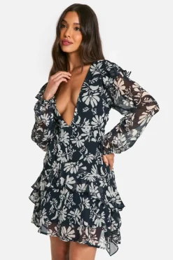 Smock Dresses*boohoo Floral Crinkle Chiffon Ruffle Smock Dress black