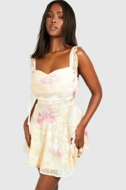 Mini Dresses|Skater Dresses*boohoo Floral Jaquard Mini Skater Dress yellow