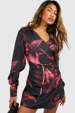 Shirt Dresses|Wrap Dresses*boohoo Floral Satin Wrap Shirt Dress maroon