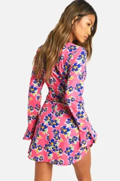 Smock Dresses*boohoo Floral Tie Front Smock Dress pink