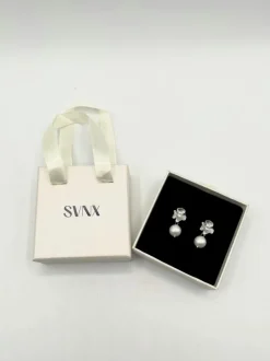 Earrings*SVNX Flower Drop Pearl Earrings in Silver