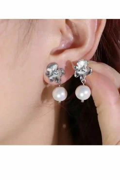 Earrings*SVNX Flower Drop Pearl Earrings in Silver