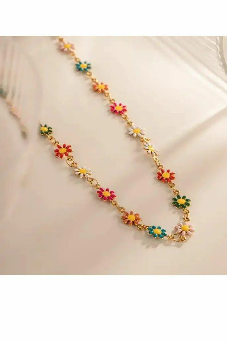 Necklaces*SVNX Flower Necklace in Gold Multi