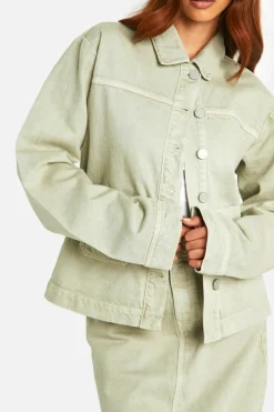 Up To 80% Off Winter Warmers|Denim Jackets*boohoo Green Tint Oversized Denim Shacket jade
