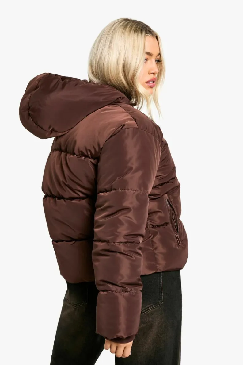 Up To 80% Off Winter Warmers|Puffer Jackets*boohoo Hooded Short Puffer chocolate
