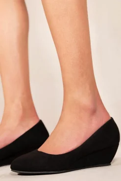 Wedges*Where's That From Kieran' Platform Low Wedge Mid Heel Court Shoes True Black