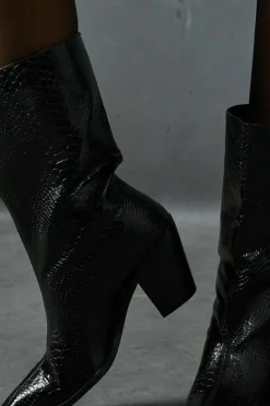 Cowboy Boots*MissPap Leather Look Western Croc Boots black croc