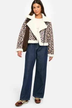 Up To 80% Off Winter Warmers|Aviator Jackets*boohoo Print Cropped Aviator Jacket leopard