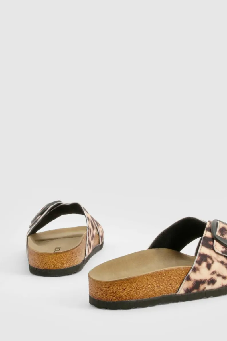 Sandals*boohoo Print Cross Strap Footbed Sandals leopard